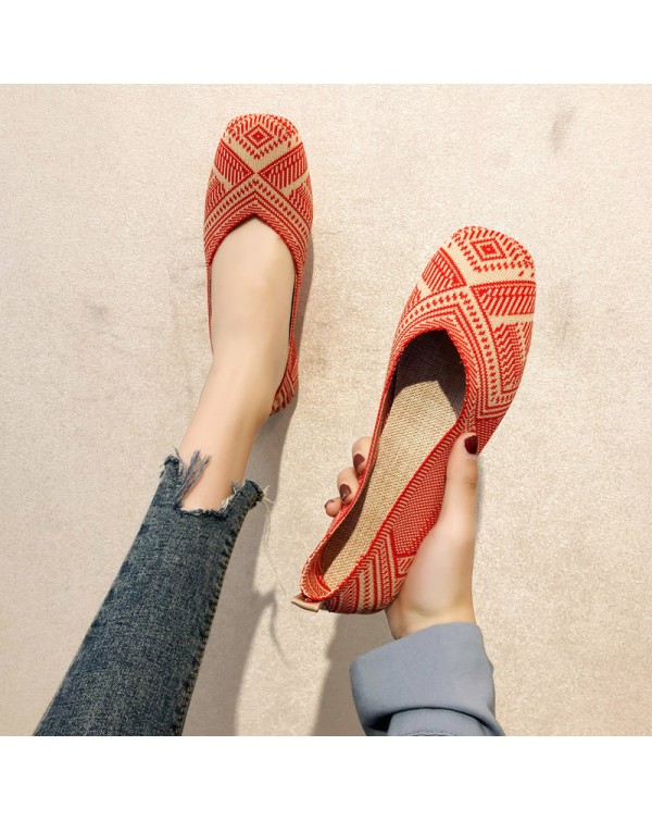 The Manufacturer Directly Supplies Knitted Soft Soled Bean Shoes, Fly Woven Woven Shoes, Female Flat Bottomed Spring Breathable Shallow Cut Single Princess Shoes