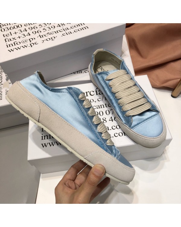 Spanish Niche PG Silk Satin Small White Shoes Women's Shoes Lace Up Flat Bottomed Casual Single Shoes Solid Color Board Shoes Wholesale